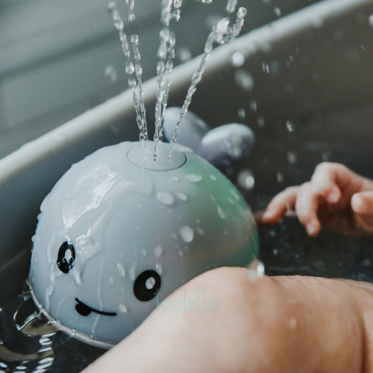 SplashWhale Bath Toy – Water Spray Baby Toy for Kids & Toddlers